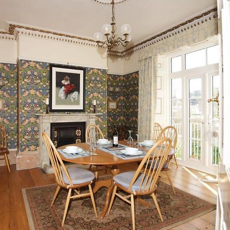 Spacious Town House With Swimming Pool Plymouth Bagian luar foto